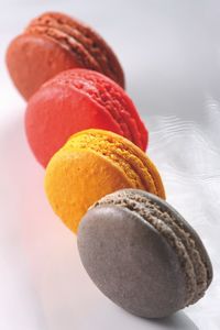 Gluten-reduced malt extract powder