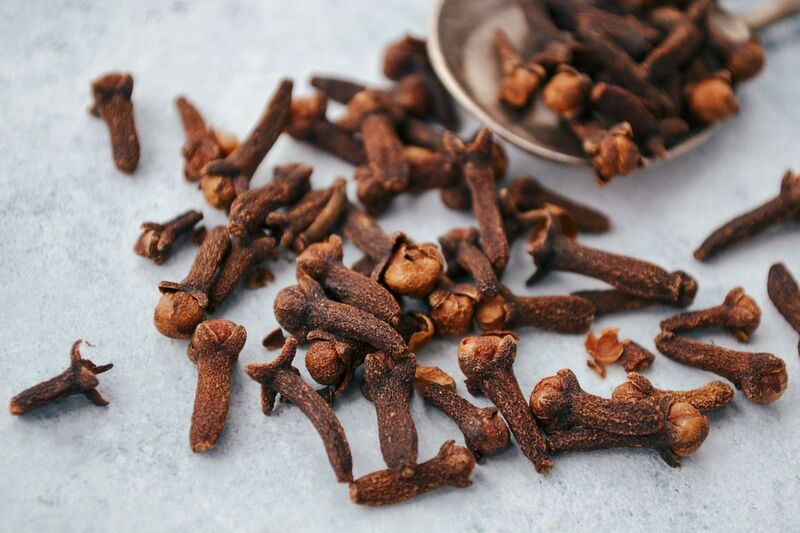Clove on salt flavour