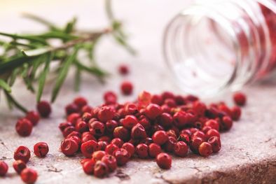 Baies roses entières BIO